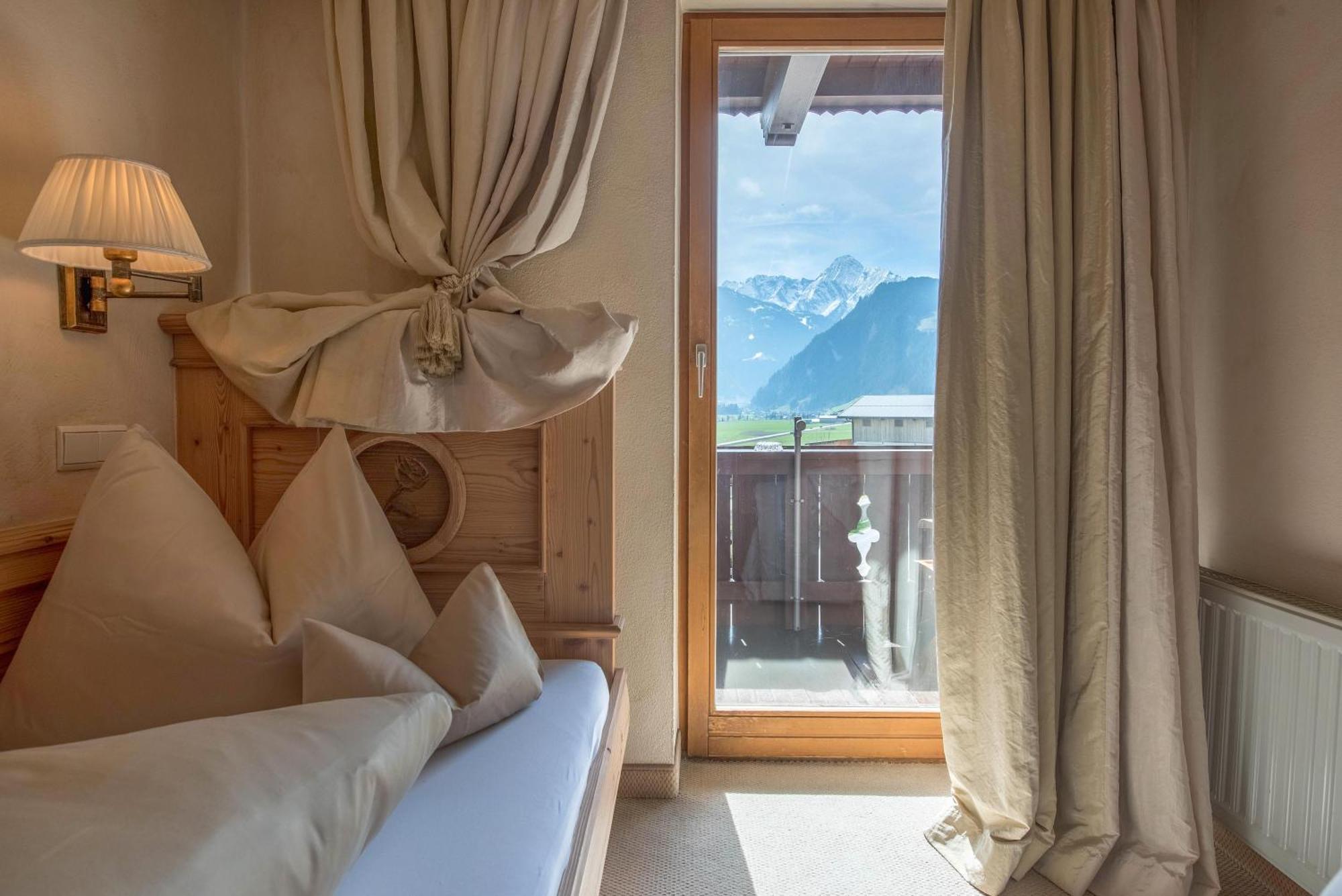 Hotel Alpenblick Zillertal Hippach Quarto foto
